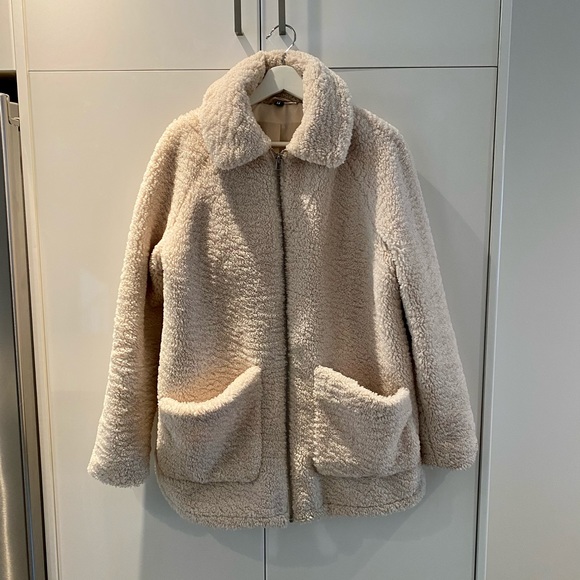 H&M Teddy Bear Coat - Picture 2 of 2